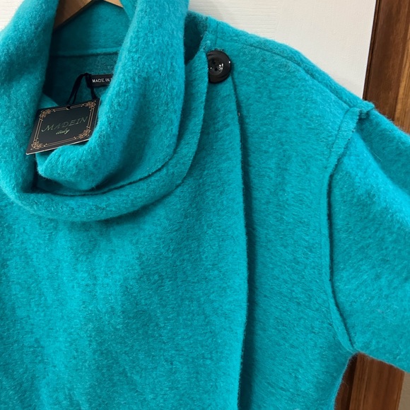 MADEINITALY beautiful 70% wool teal sweater or could be worn as a coat - Picture 6 of 6